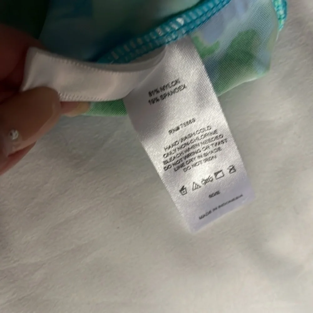 NWT Ocean Dream swim Signature size 6 up to D cup tankini top